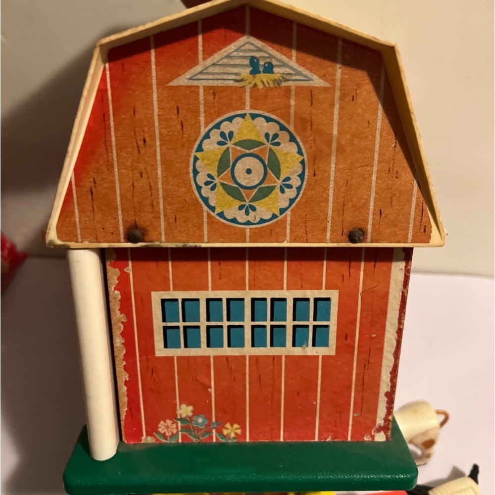 Vintage Fisher Price Little People #915 Family Play Barn Farm Little People - Picture 5 of 9